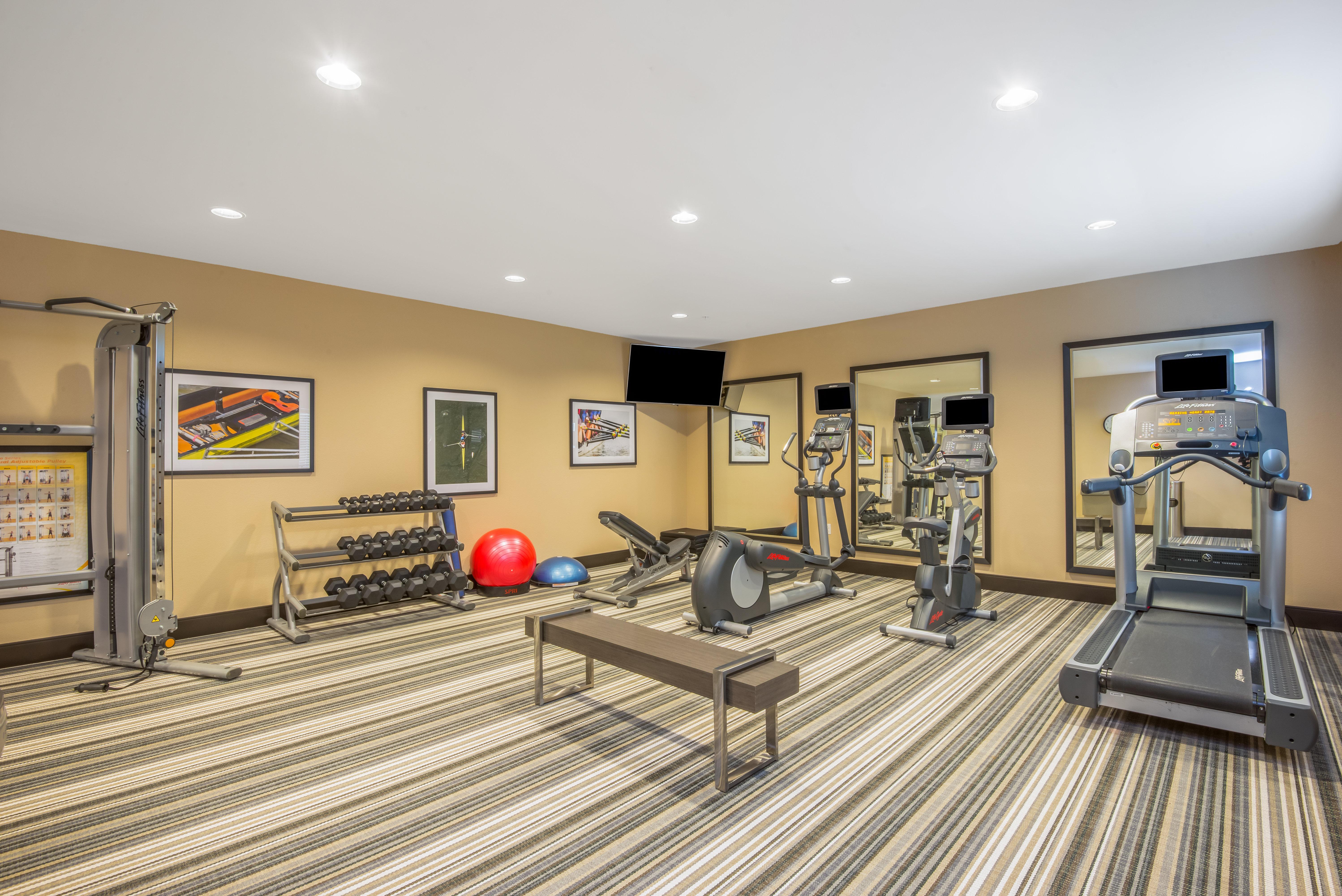 Candlewood Suites Columbia Hwy 63 & I-70 By Ihg Zewnętrze zdjęcie