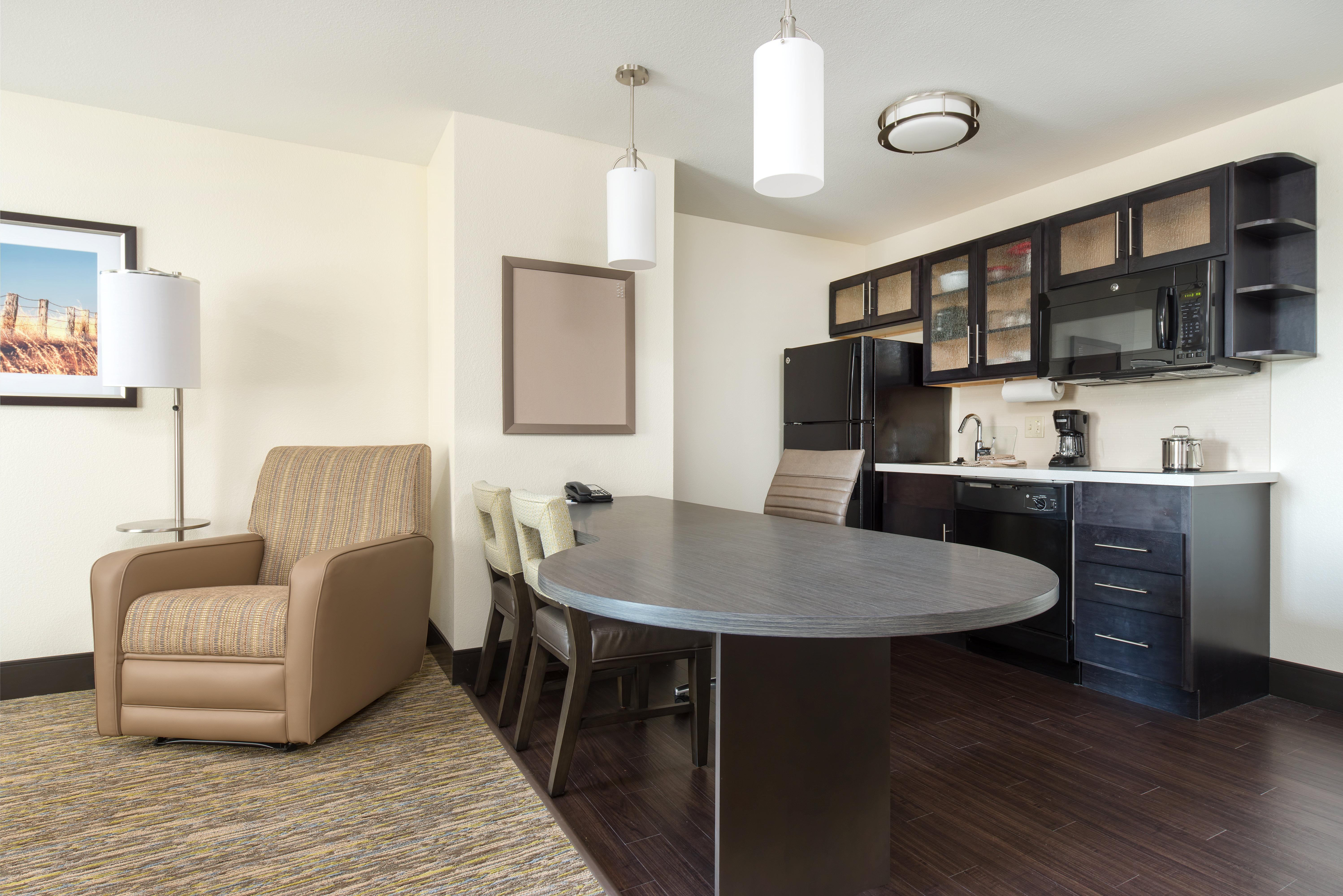Candlewood Suites Columbia Hwy 63 & I-70 By Ihg Zewnętrze zdjęcie